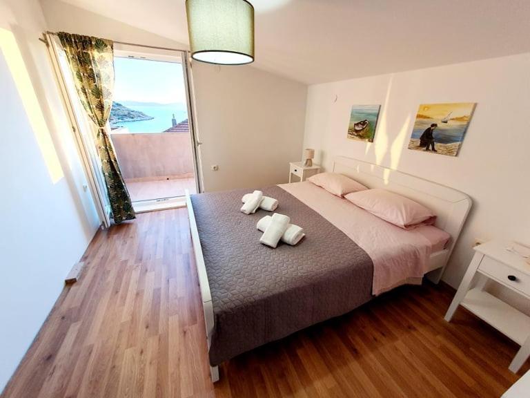 Apartman Sime Tribalj Exteriér fotografie