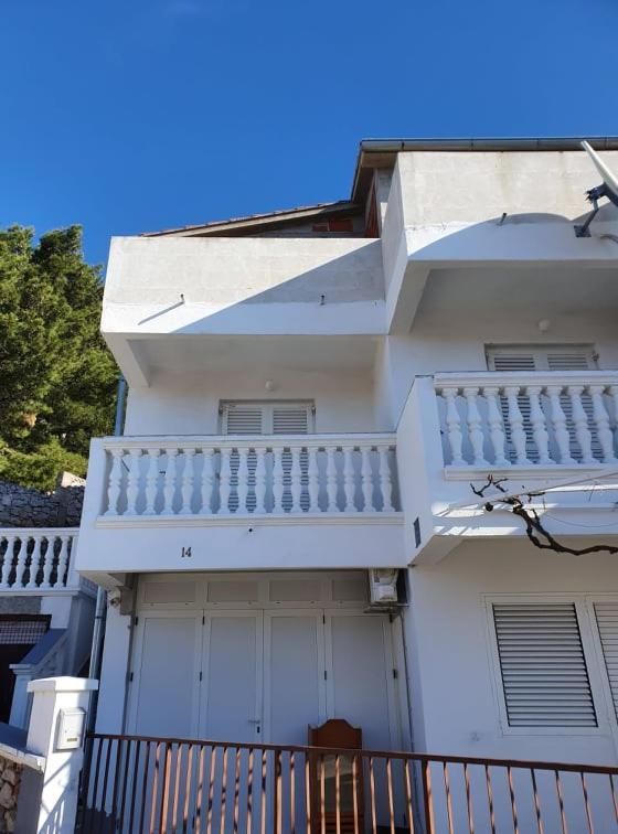 Apartman Sime Tribalj Exteriér fotografie