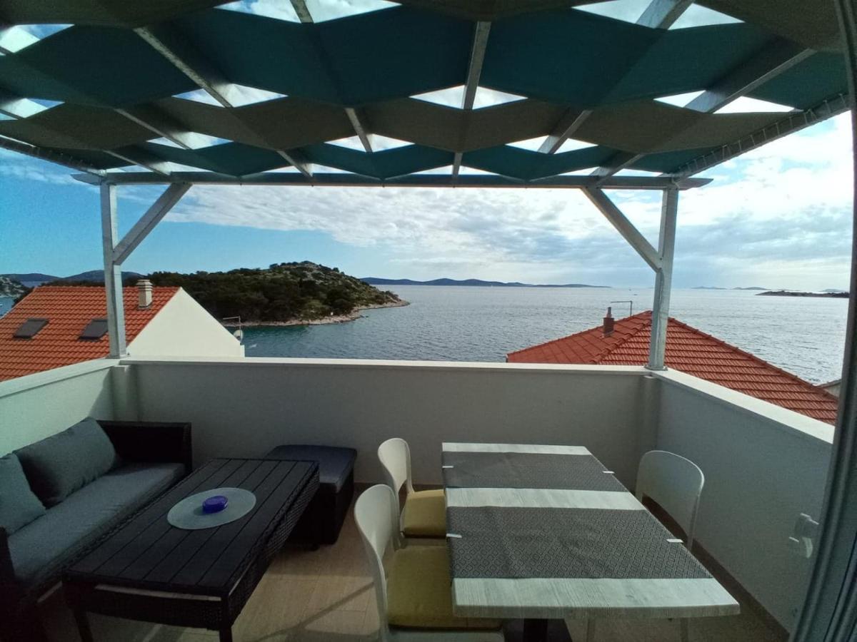 Apartman Sime Tribalj Exteriér fotografie